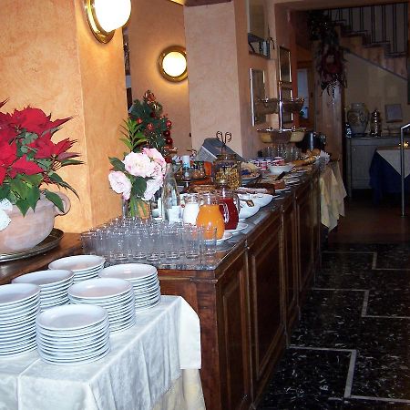 Hotel Bucaneve 바르도네키아 외부 사진
