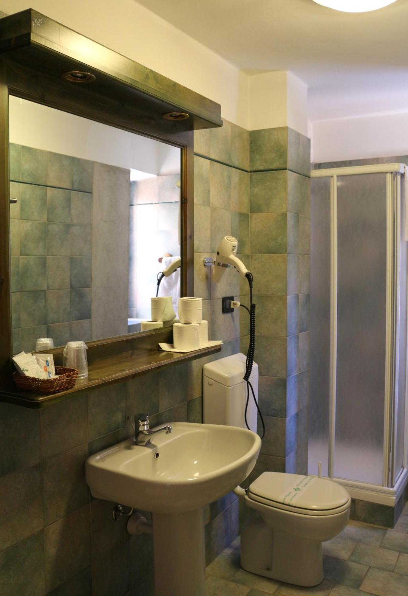 Hotel Bucaneve 바르도네키아 객실 사진